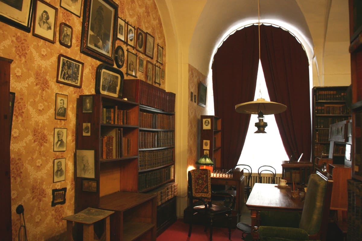 Dmitry Mendeleev's Museum